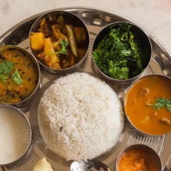 Chicken platter (Thali set).