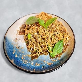 Thai Basil Beef Noodles